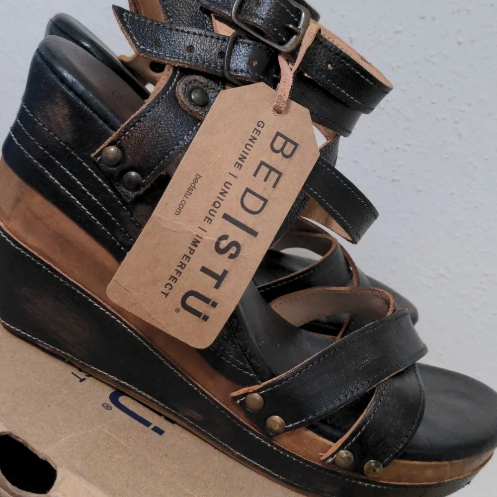 BedStu Juliana Black Leather Platform Wedge Sandals sz 11 New w Box - Picture 10 of 12